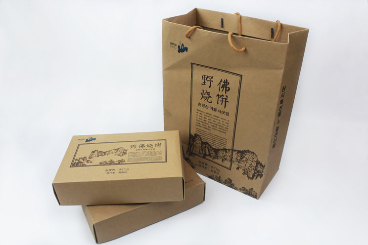 這樣原汁原味土特產(chǎn)禮品盒+手提袋套裝你也想要嗎？快來(lái)長(zhǎng)沙印刷廠日大彩印定制！